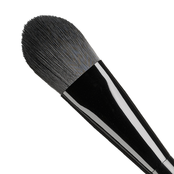 Classified Foundation Brush #04
