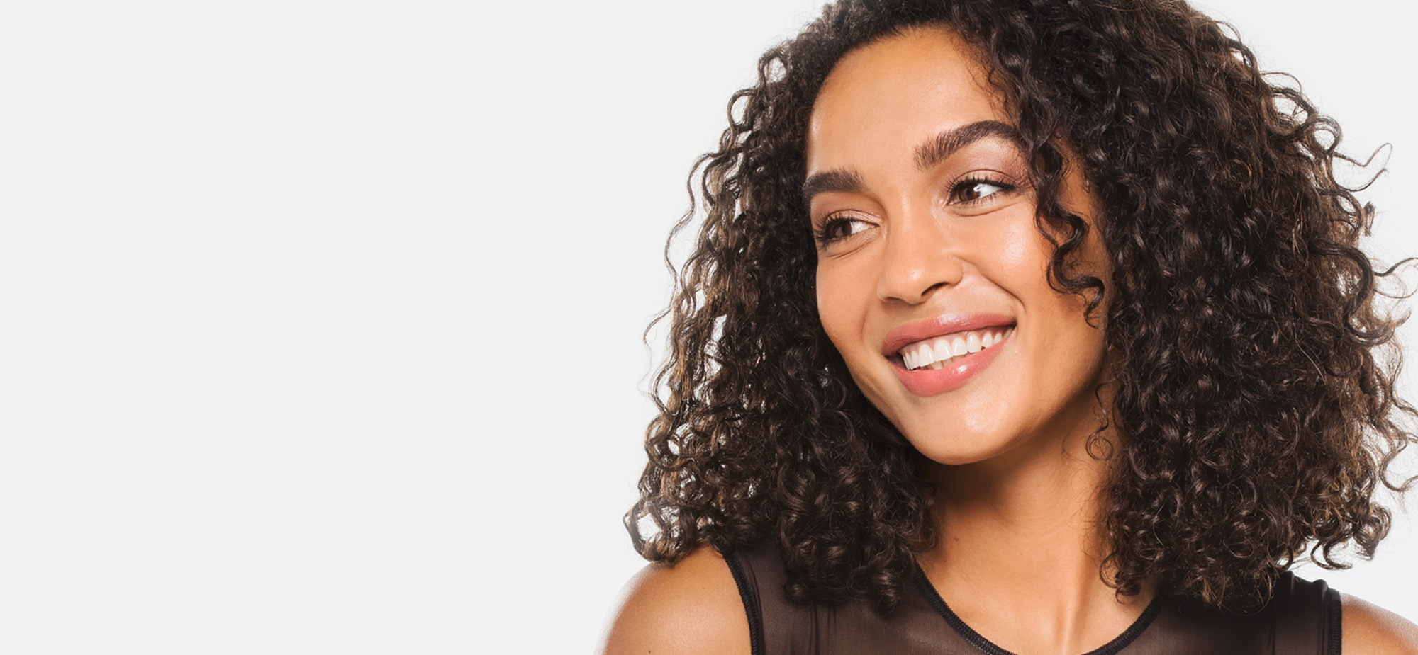 Model wearing LimeLife Foundation